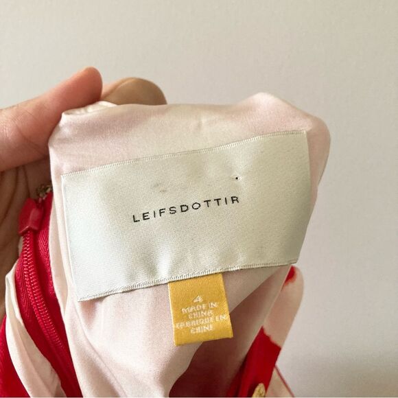 Leifsdottir Size 4 Shibori Red Cold Shoulder Dress - Picture 4 of 7